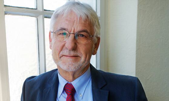 Der Biologe, Philosoph und Autor <b>Gerhard Roth</b>, 69, gründete 1989 das <b>...</b> - Hirnforschung
