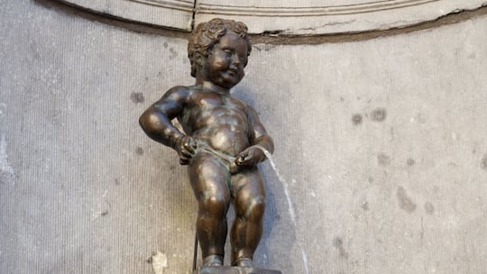 Kleiner Prinz unterm Messer