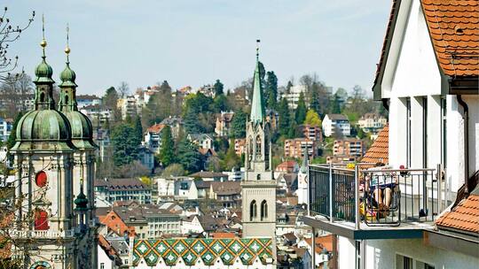 Mit eingebauten Mehrkosten