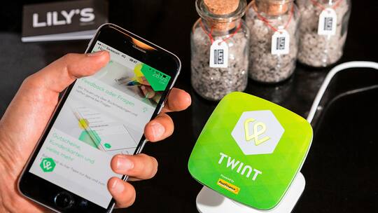 Wer will per Handy bezahlen?