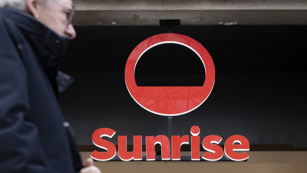 Klage gegen Sunrise: Das müssen Kunden wissen Das Logo des Telekommunikationsunternehmens Sunrise, aufgenommen am Montag, 27. November 2023 in Zuerich. (KEYSTONE/Ennio Leanza)