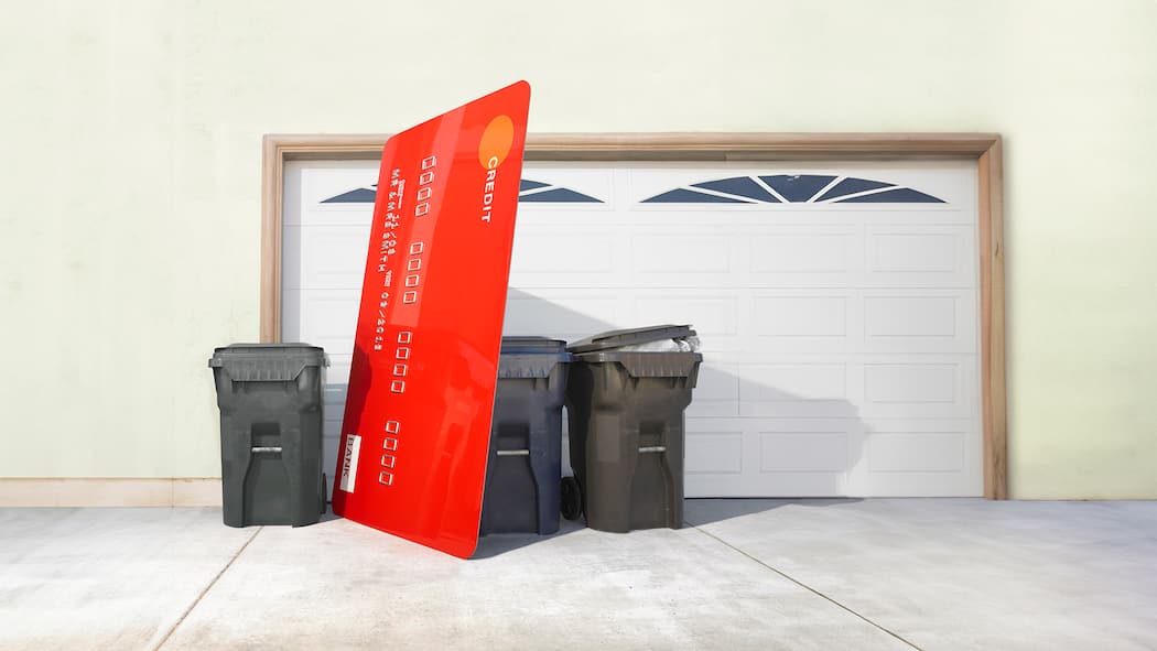 Wer Schulden hat, soll eine zweite Chance bekommen Foto-Illustration mit Kreditkarte – Wer einmal Schulden hat, der wird sie häufig nie mehr los. Das soll sich mit der Restschuldbefreiung ändern