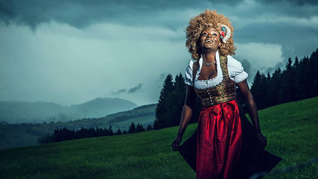 «Ich bin nie eine Frau, sondern immer eine schwarze Frau» Yvonne Apiyo Braendle Amolo