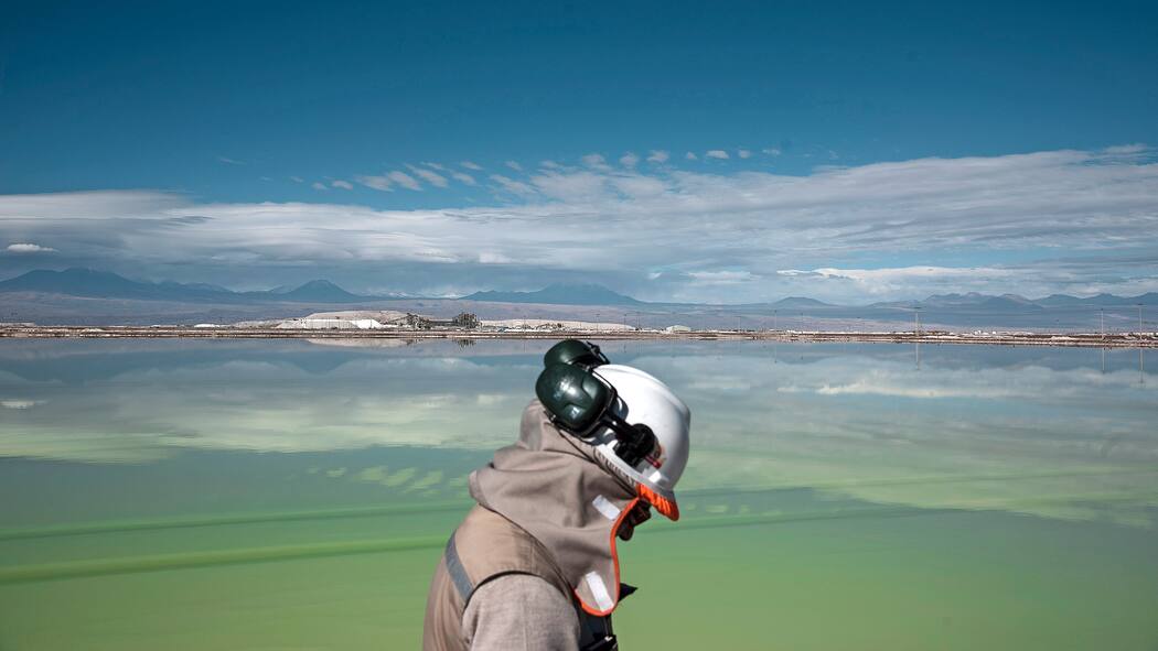 Das Lithium-Problem Der Atacama-Salzsee in Chile verfügt über grosse Lithiumvorkommen