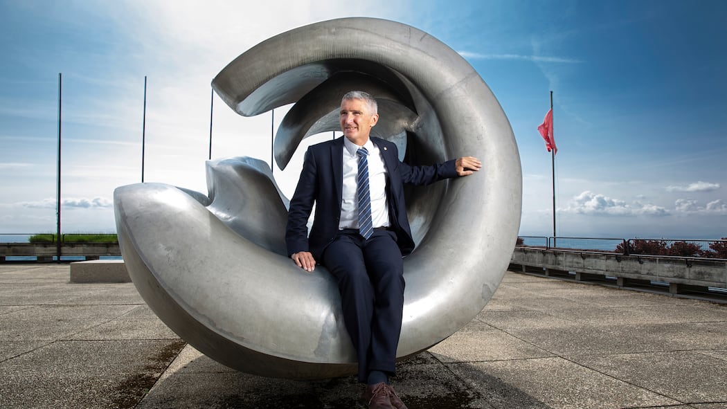 «Der Schweizer Sport wird gerade auf den Kopf gestellt» Hippolyt Kempf bei der Sporthochschule Magglingen BE