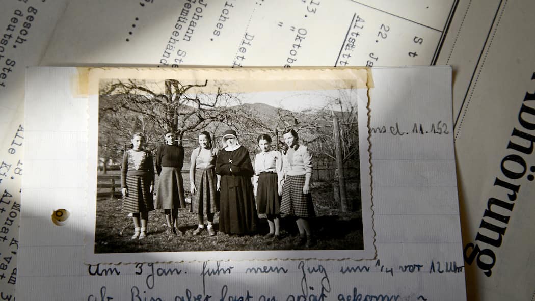 Zwangsarbeit in der Spinnerei Foto von Elfriede Steiger aus dem Kinderheim