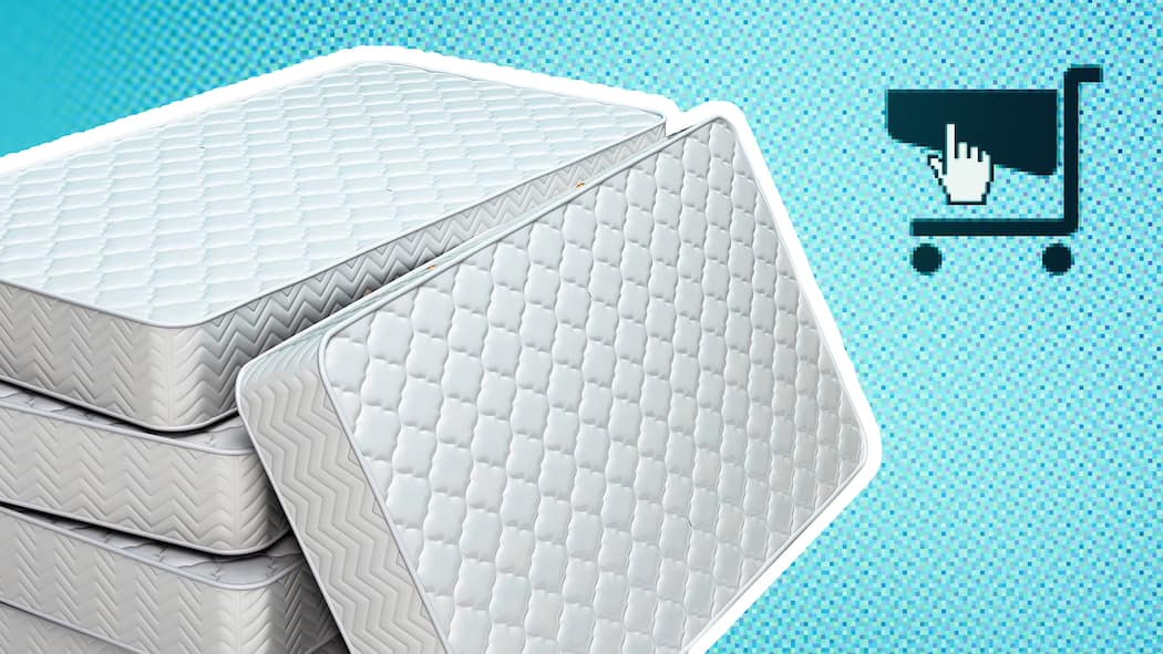 Tausende Matratzen landen fast neu im Müll Ein Haufen Matratzen und ein Shopping-Cart-Icon