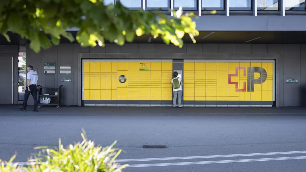 Post kassierte zu viel – und spielte unschuldig Zahlreiche Kunden erhielten Rechnungen, weil sie für ihre My-Post-24-Päckchen angeblich zu wenig gezahlt hatten. Dahinter steckte ein technischer Fehler, wie die Post auf Nachfrage des Beobachters einräumt My-Post-Stelle -