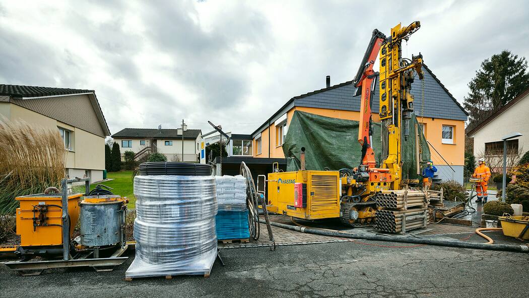 Heizen mit dem Kühlschrankprinzip Baustelle Waermepumpe