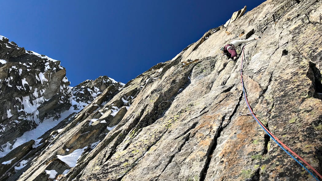 «Es gibt ein Recht auf Risiko» Rita Christen auf der Kletterroute Senda Hedy am Péz Gendusas bei Disentis