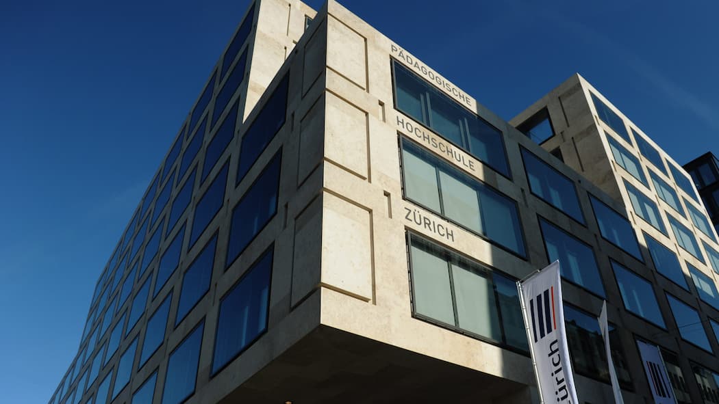 Studierende kritisieren unflexibles Teilzeitstudium Pädagogische Hochschule Zürich