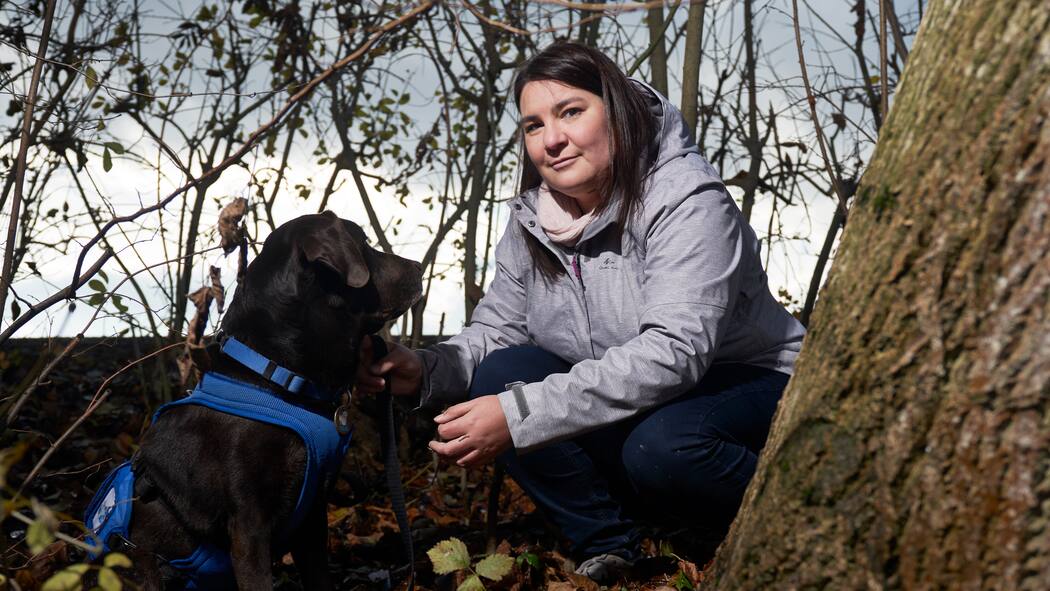 «Rocky ist mein Schlüssel zur Welt» Autistin Joëlle Dreifuss mit ihrem Vertrauenshund «Rocky»