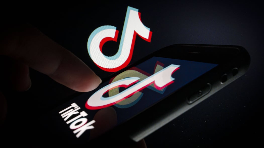 Sprachnachrichten des Ex veröffentlichen: Darf man das? Das Logo der chinesischen App Tiktok