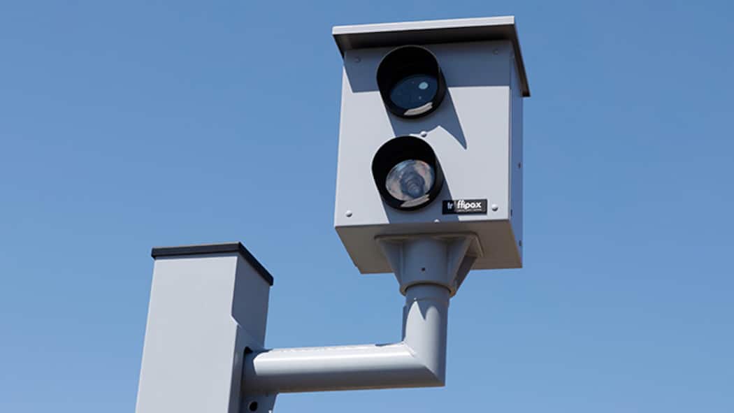 Strafbefehl erhalten – was kann ich tun? Ein Blitzer kann schnell zu einem Strafbefehl führen. Was dann zu tun ist.
