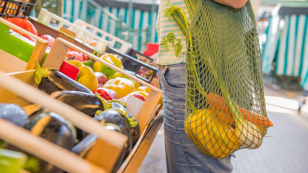 Bioprodukte sind bis zu 300 Prozent teurer Preisüberwacher für Bioprodukte