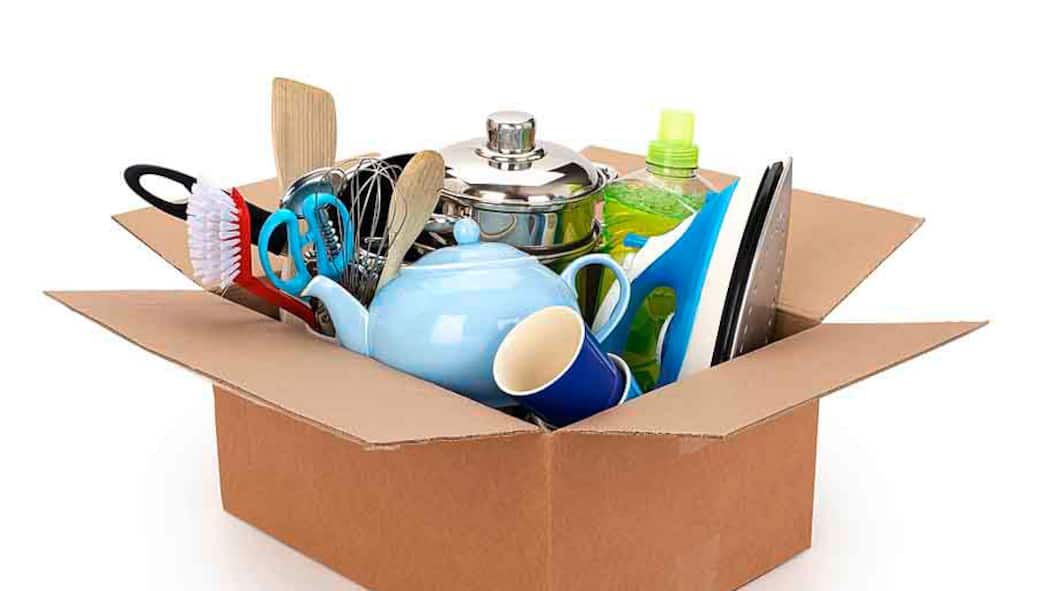 Dank Spenden kleine Alltagsfreuden Box mit Zeug drin