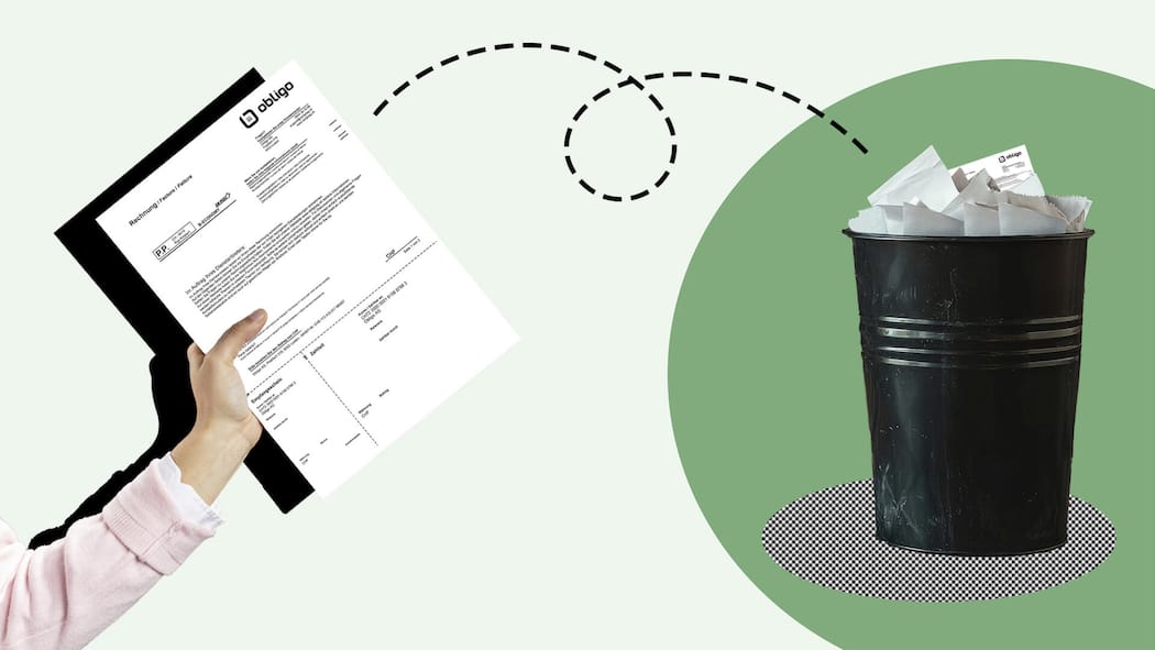 Rechnung von Obligo erhalten? Das können Sie tun Eine Person hält eine Rechnung der Inkassofirma Obligo in der Hand, daneben steht ein voller Papiereimer – Dem Beobachter sind einige Fälle von unberechtigten Zahlungsaufforderungen bekannt. Was man selber tun kann, wenn man eine Rechnung von Obligo, Inkassodata AG oder Letterdata GmbH erhalten hat.