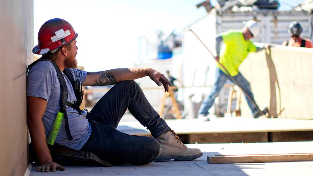 Wird ein Arbeitsausfall wegen extremer Hitze bezahlt? Arbeiten bei Hitze