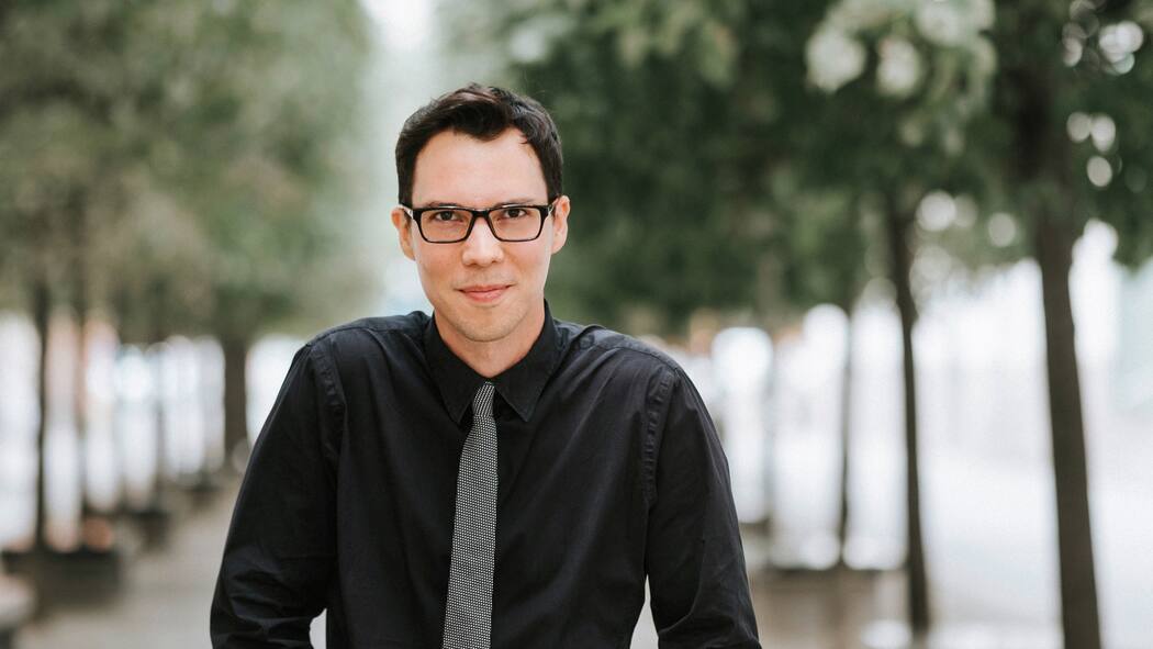 «Die Wirtschaft reguliert sich nicht selbst» Nicolas Bueno, Jurist