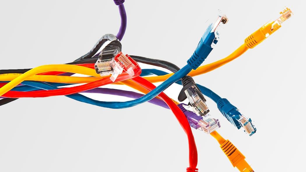 Geplantes IT-Grossprojekt des Bundes bereits vor Gericht Internetkabel