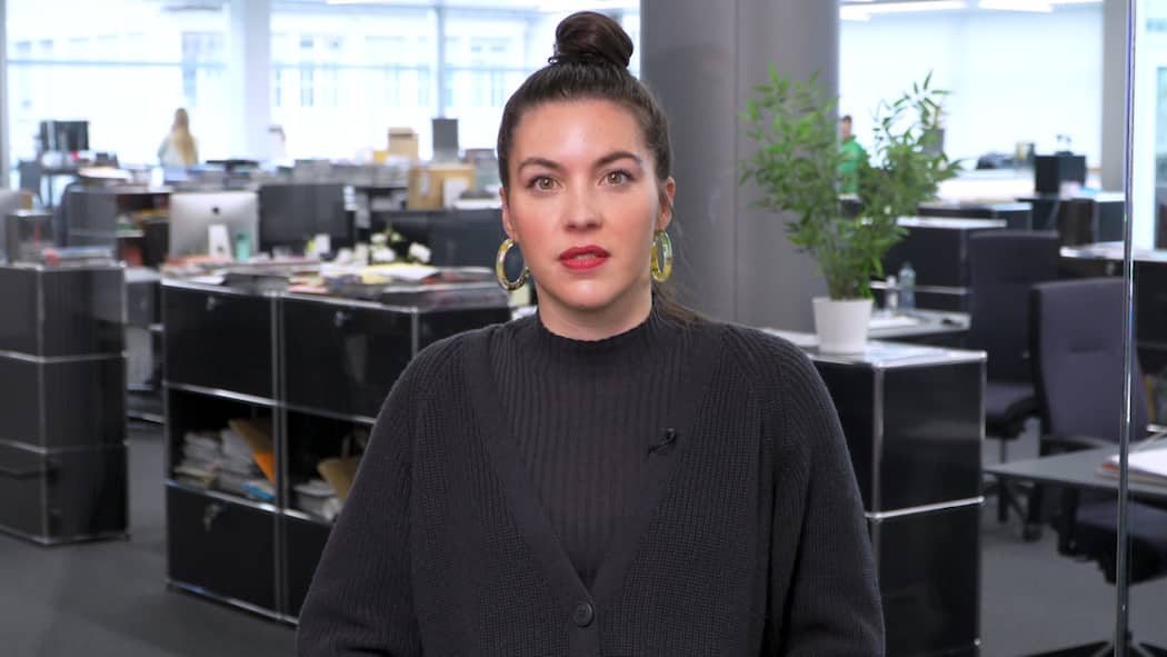 «Die Pflege brennt aus» Beobachter-Redaktorin Anina Frischknecht steht in der Redaktion des Beobachters.