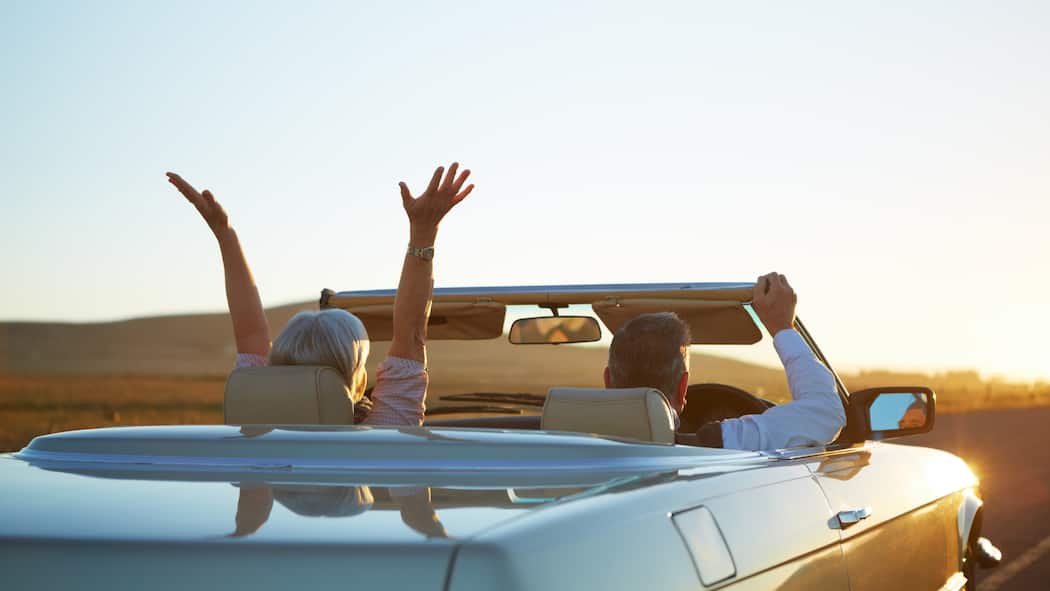 Erst mit 75 zum Arzt Älteres Paar.