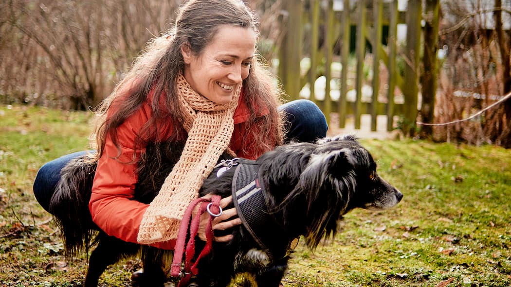 Karotten statt Knochen Julia Stucki mit ihrem Bordercollie-Mischling Nardo (13)