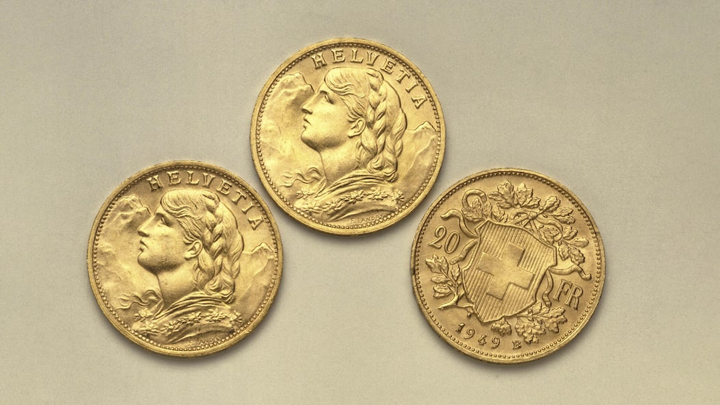 Haben Sie so ein Goldvreneli in der Schublade? Dann sind Sie reich! Drei Goldvreneli - Bei einer Auktion in Zürich wechselten vier Goldvreneli den Besitzer – zu Preisen weit über dem Schätzwert. Zudem wurde eine Goldmünze aus einem Naziversteck versteigert: für 1,9 Millionen Franken