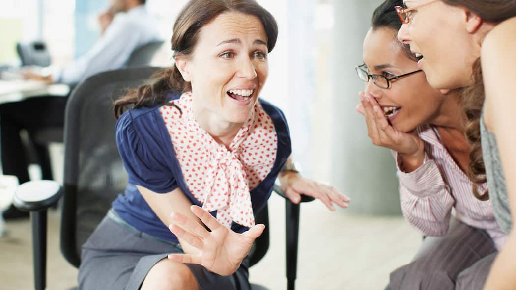 Wenns am Arbeitsplatz menschelt Privates und Arbeit vermischen