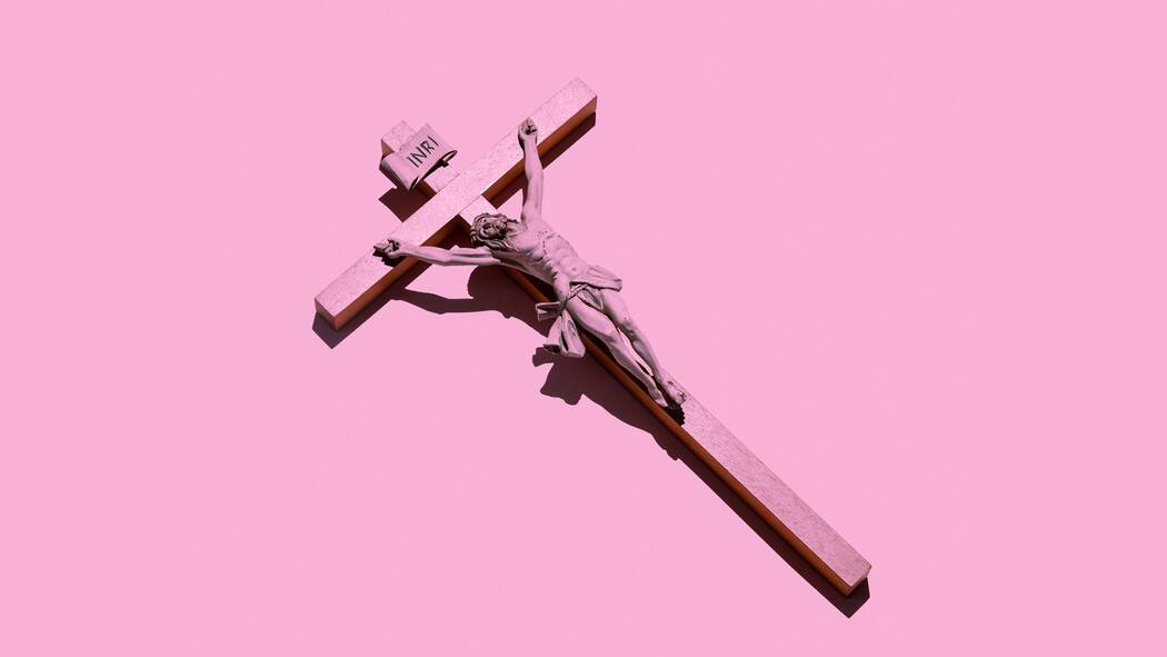 Sie schweigen, die Opfer leiden Jesus am Kreuz in Pink. Sexuelle Übergriffe von katholischen Geistlichen in der Schweiz sind seit über 20 Jahren dokumentiert. Doch die Kirche schützt die Täter und behindert die Aufarbeitung.