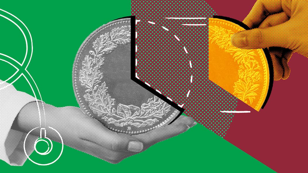 Wer eine Prämienverbilligung beantragen kann Eine Hand hält eine silberne Münze, eine andere Hand hält ein Drittel einer goldenen Münze. Wer hat Anspruch auf Prämienverbilligung?