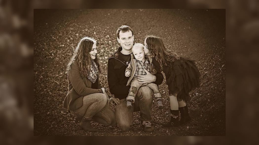 «Mein Bruder ist ein Schmetterling geworden» Damals war Familie Auf der Maur noch zu viert: Der kleine Rafael starb vor zwei Jahren