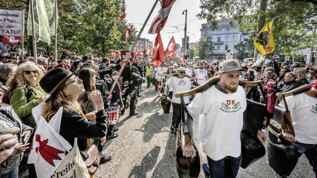 Sie sind gekommen, um zu bleiben Proteste gegen Corona-Massnahmen