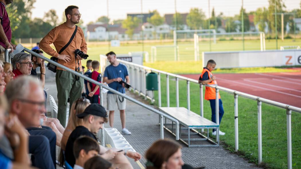 300 Kilometer für ein 0:0 Illertissen, Deutschand, 23. August 2022 - Groundhopper Andrin Braendle www.andrinunterwegs.ch auf Tour nach Illertissen in Suedbayern.