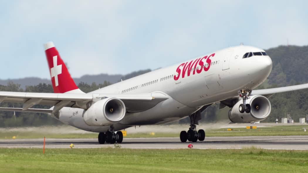 Gebühr für Umbuchung kostete plötzlich 395 Franken mehr Ein Swiss-Flieger hebt ab