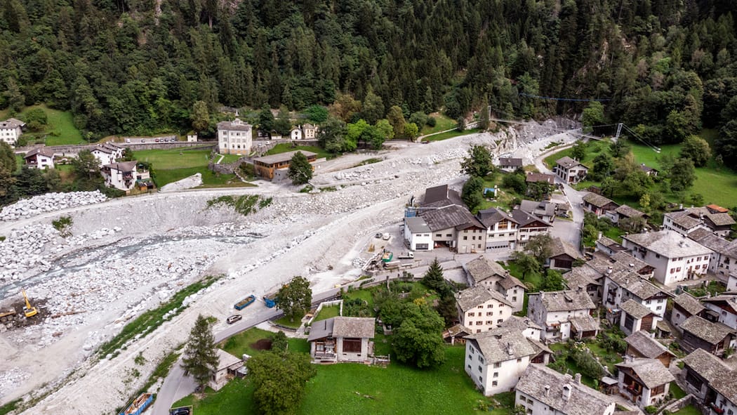 Was Sie über die Gefahrenkarten der Kantone wissen sollten Blick auf Bondo – nach dem Bergsturz