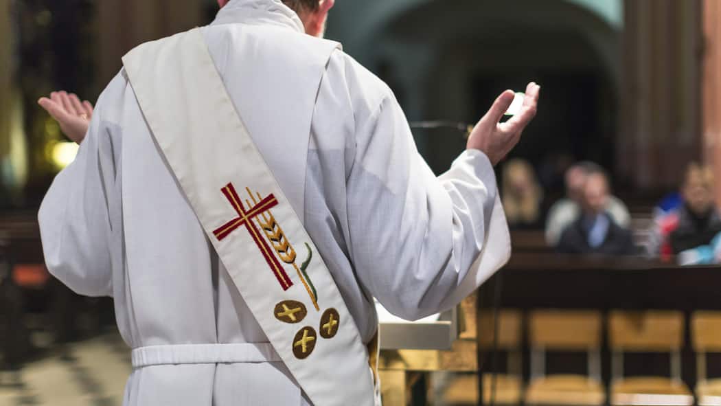 Kirchensteuern sparen – so leicht gehts Kirchensteuern sparen – so leicht gehts