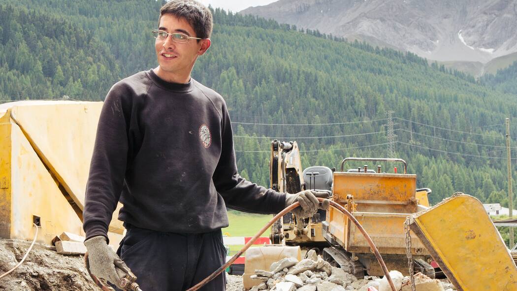 Die Retter des Rumantsch Portugiesischer Arbeiter