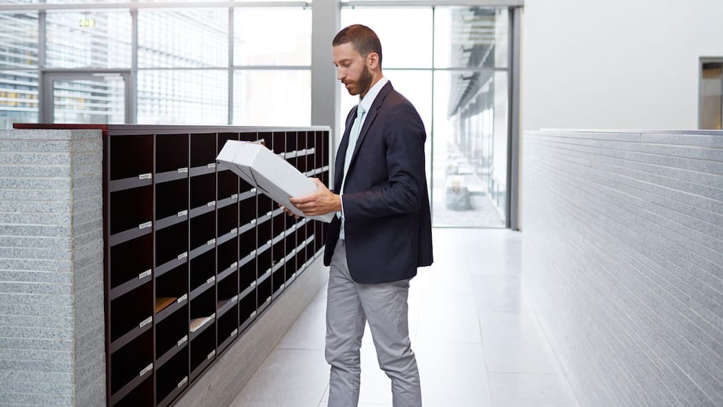 Muss ich Geschenke zurückschicken? Spendenorganisation Geschenke