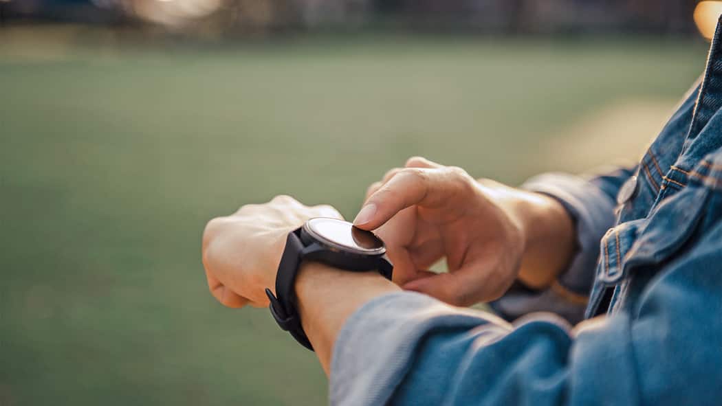 Smartwatches können frühzeitig vor Infektionen warnen Smartwatches können Infektionen relativ zuverlässig früherkennen