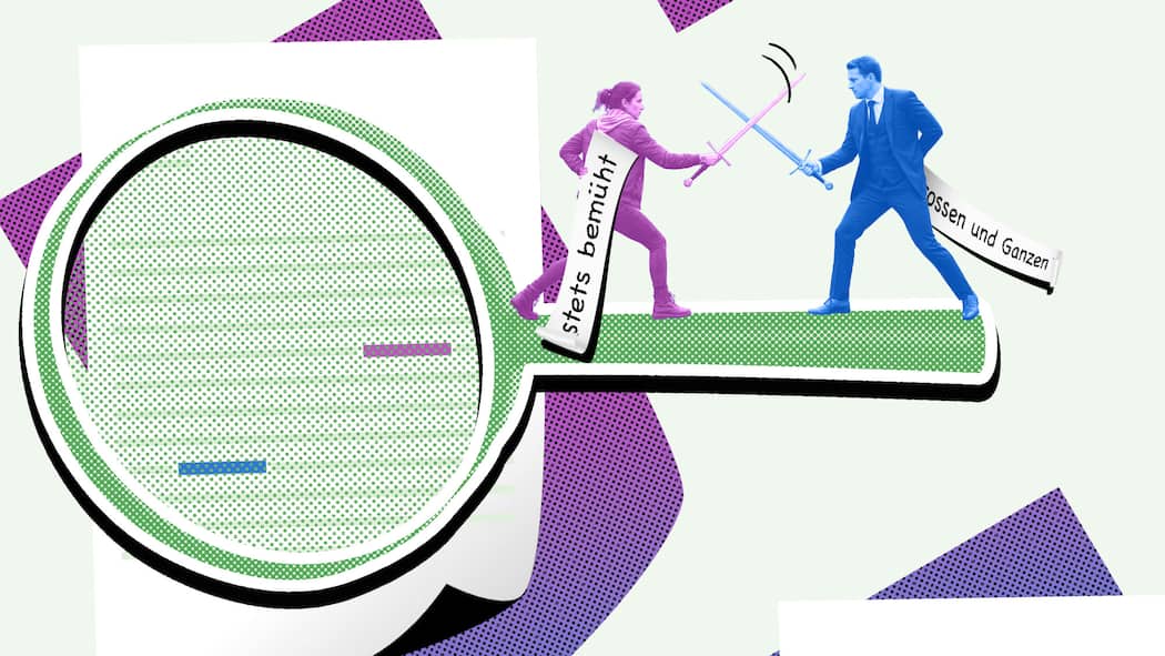 Arbeitszeugnis ändern – diese Streitfälle zeigen, wie es klappt Ein Mann und eine Frau kämpfen mit Schwertern, während sie auf einer Lupe stehen.: Collage zum Thema Arbeitszeugnis. Für Beobachter