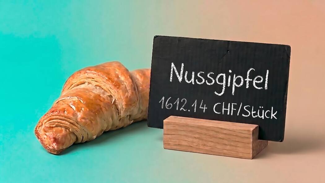 Veganer Nussgipfel kostet Seniorin 1612 Franken In der der veganen Bäckerei Bakery Bakery am Hauptbahnhof Winterthur zahlte eine Seniorin versehentlich 1612 Franken für einen Nussgipfel.