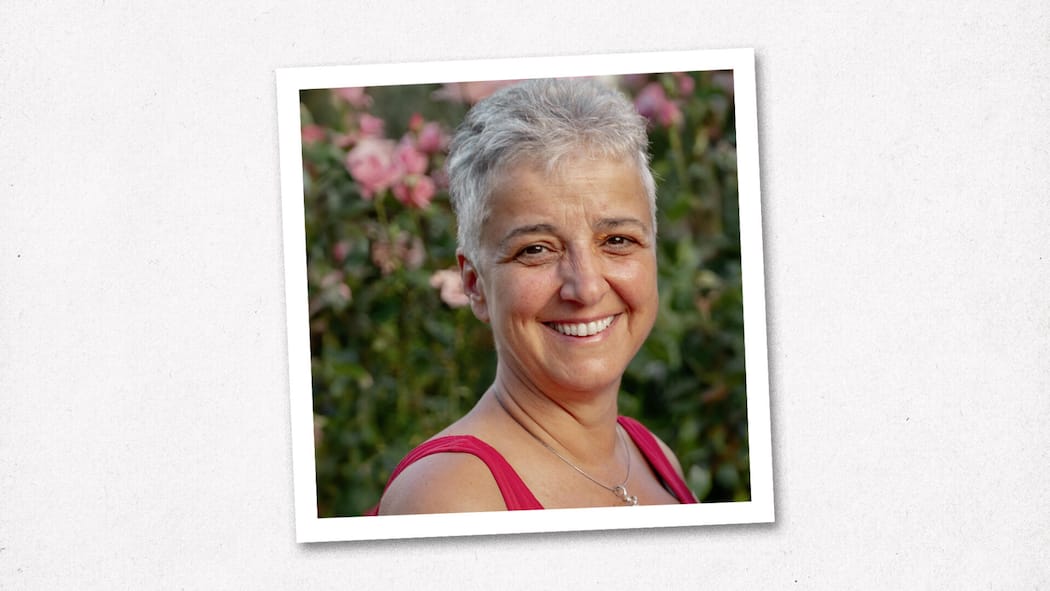 Sunrise nervt Kundin beim Abowechsel Collage zum Thema Sunrise verlangt hohe Gebühr für Nummer-Portierung.Christina Kolb-Kambanis wollte von ihrem Sonderkündigungsrecht Gebrauch machen. Um ihre bestehende Telefonnummer zum neuen Anbieter mitzunehmen, beantragte sie die branchenüb…