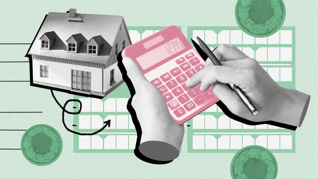 Das kann man für den Unterhalt abziehen Zwei Hände bedienen einen Taschenrechner vor einem Haus und Münzen. Welche Kosten einer Immobilie sich von der Steuererklärung abziehen lassen.