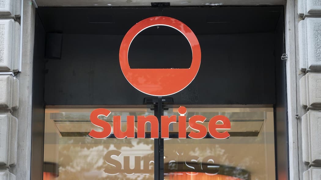 Kundin hat immer Ärger mit verspäteten Sunrise-Rechnungen Das Logo von Sunrise - Maria Rusch erhält ihre Sunrise-Rechnungen immer erst nach zehn Tagen. Die Seniorin fürchtet Mahnungen. Auf Beschwerden reagiert niemand – bis der Beobachter interveniert