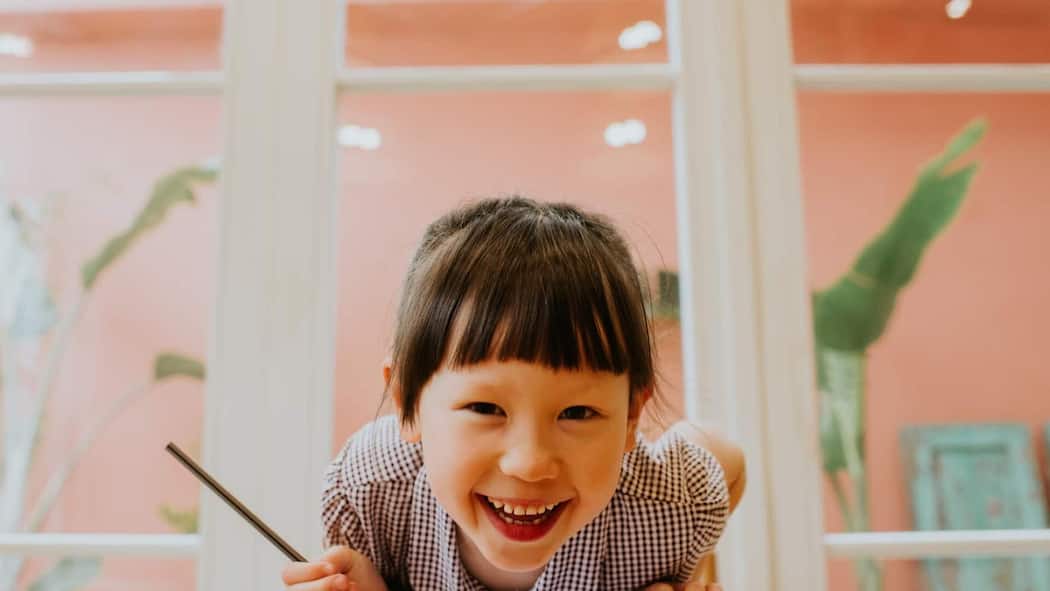 Diese drei Dinge sollte Ihr Kind vor dem Schuleintritt üben <p>Lesen, Schreiben und Rechnen müssen die Kinder vor dem Schuleintritt nicht können. Es sind andere Fähigkeiten, die am ersten Schultag beherrscht werden sollten.</p>
