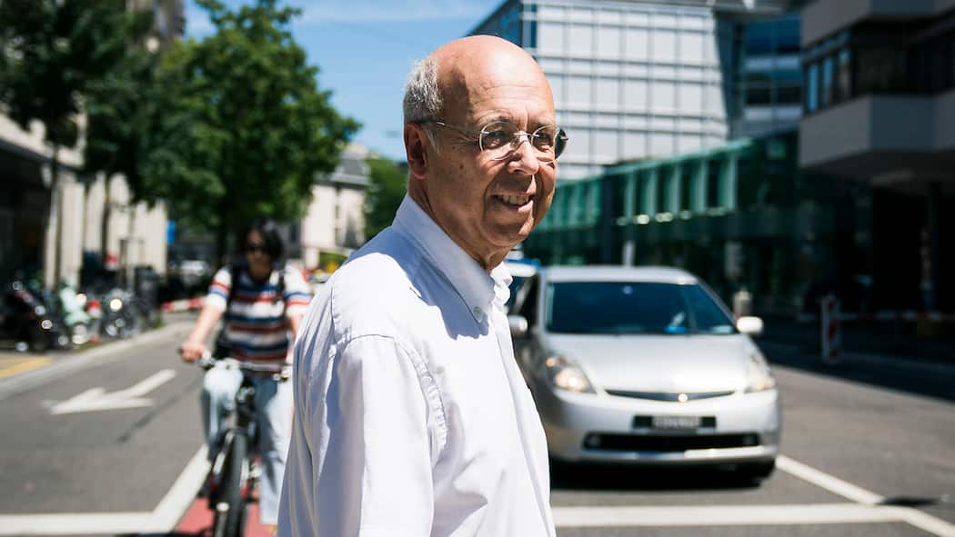 «Das neue Rasergesetz ist unnötige Kosmetik» Jürg Boll, ehemaliger Raser-Staatsanwalt, bei der Werdstrasse, Zürich