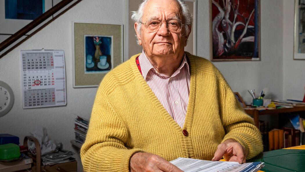 Suissephone überrumpelt einen 90-Jährigen Jovan Atanackovic