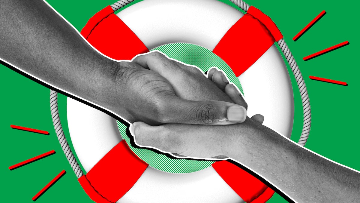 Zwei Personen reichen sich die Hände vor einem Rettungsring und einem grünen Hintergrund. Der Beobachter beantwortet für Ratsuchende Fragen rund um Beistandschaft, Patientenverfügung, Vorsorgeauftrag, Sozialhilfe, Erziehung und Schule. Buchen Sie jetzt einen Beratungstermin