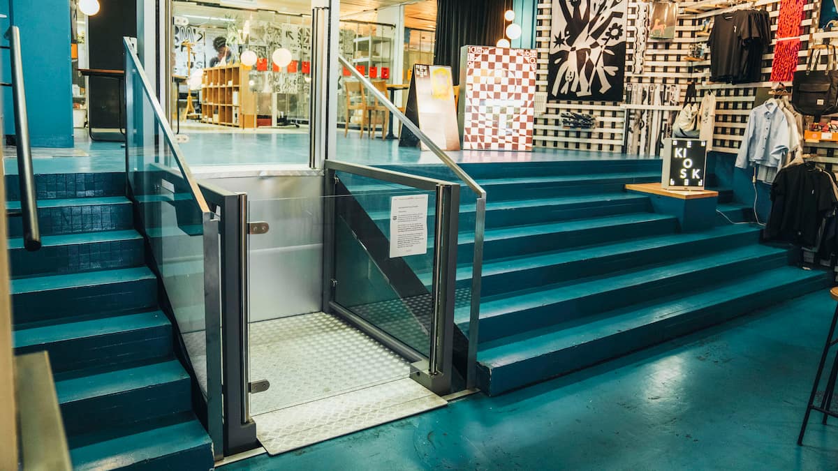 Barrierefrei in der Schweiz? Wo Inklusion im Alltag scheitert Barrierefrei in der Schweiz? Wo Inklusion im Alltag scheitert